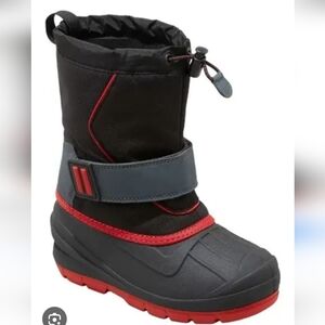 Kids Boys Black and Red Kids Snow Boots Size 5